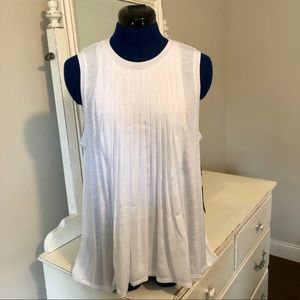 Blousy White Sleeveless Shirt